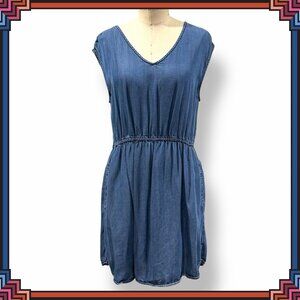 UNIVERSAL THREAD Sleeveless Denim Dress with Side Pockets!  Size M